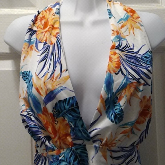 Nwt Halter Top Bathing Suit - Picture 2 of 8